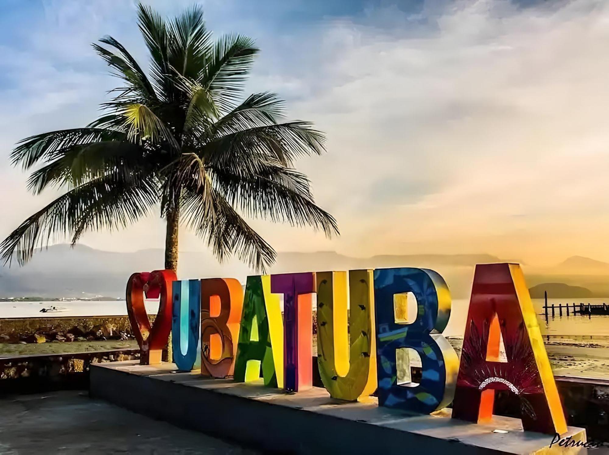 Aptº 2 Quartos Com Varanda, 400 M Da Praia, Em Com Piscinas, Sala, Smart Tv, Sofa Cama, Com 2 Banheiros, Cozinha Planejada Completa, Wi-fi 200 Mbps, Ares-condicionados, Churrasqueira, Maquina De Lavar E Tanque, Estacionamento, Portaria * Ubatuba